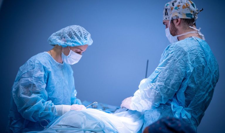 ПРОФИЛАКТИЧЕСКАЯ ХИРУРГИЯ (ОВАРИЭКТОМИЯ)